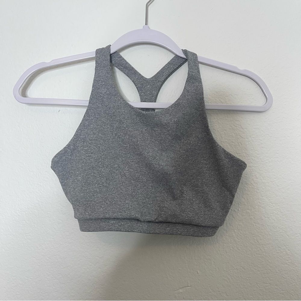 Strut This Black and White Striped Sports Bra Size Medium
